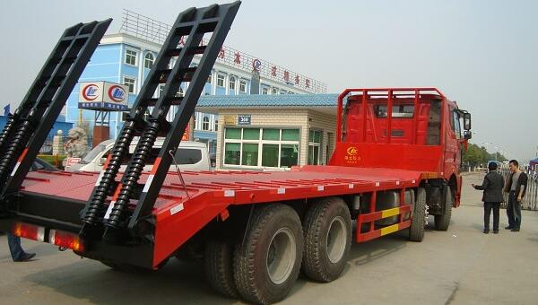 解放j6，7噸-12噸挖掘機拖車